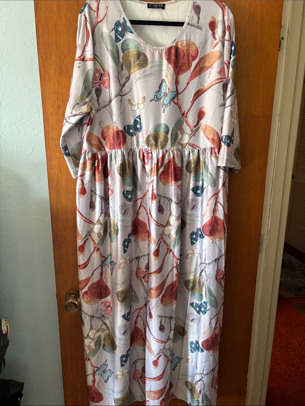 Light Gray Maxi Dress with Multicolor Leaf & Butterfly Print